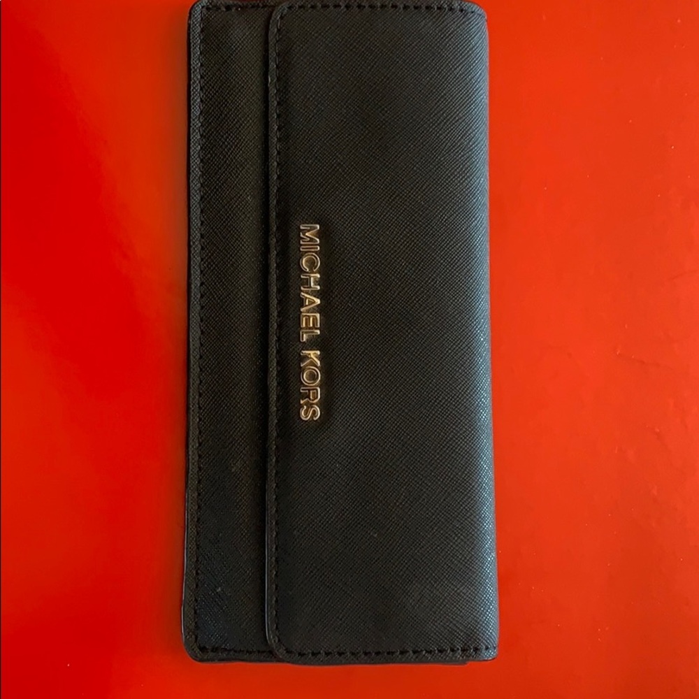 Black Wallet in an excellent condition